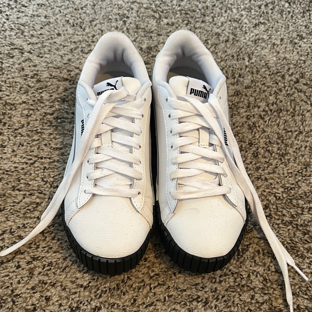 Puma Women's White and Black Sneakers
